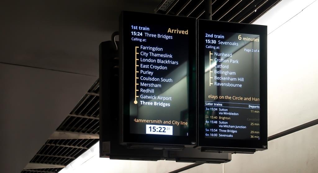 Passenger information displays Thameslink